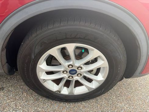 Certified 2020 Ford Escape SE FWD image 10