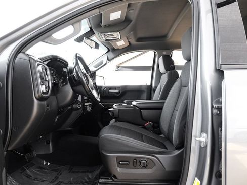 Used 2020 GMC Sierra 1500 Elevation w/ Elevation Value Package RWD image 3
