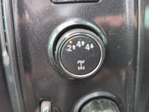 Used 2018 Chevrolet Silverado 2500 W/T w/ WT Fleet Convenience Package AWD/4WD image 15