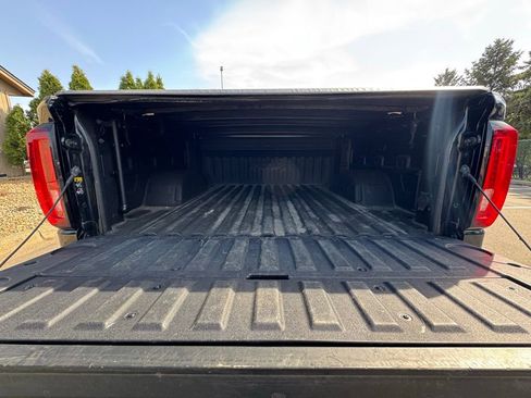Used 2020 GMC Sierra 1500 AT4 w/ AT4 Premium Package AWD/4WD image 11