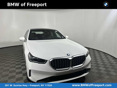 New 2026 BMW 530i xDrive w/ Premium Package