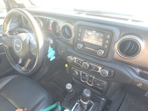 Used 2019 Jeep Wrangler Unlimited Sport S AWD/4WD image 10
