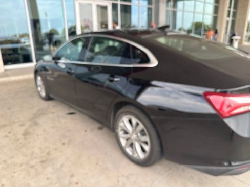 Used 2020 Chevrolet Malibu LT FWD image 17