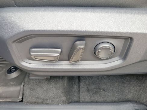 New 2026 Toyota Tundra SR5 AWD/4WD image 17