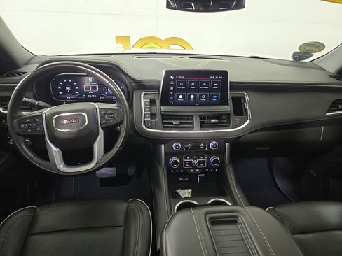 Used 2022 GMC Yukon SLT w/ SLT Premium Package image 14