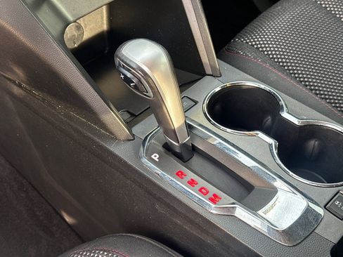 Used 2015 GMC Terrain SLE image 30