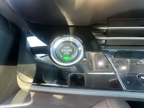 New 2026 Buick Envision Avenir image 9