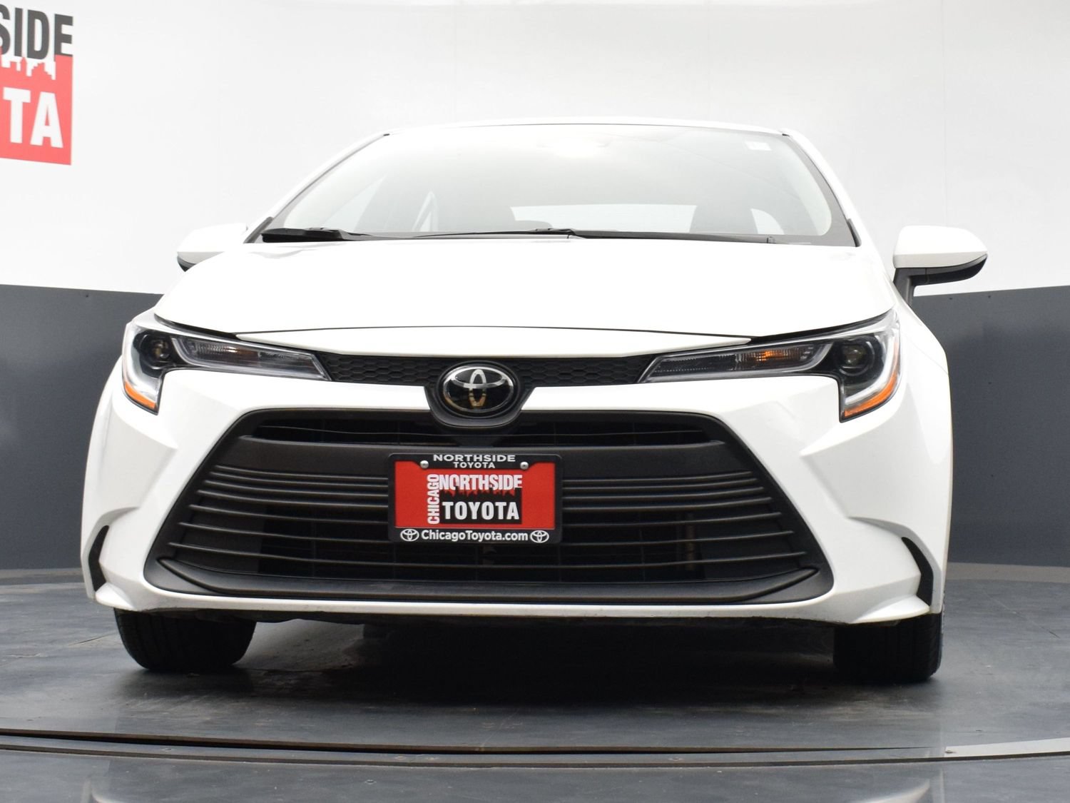 Used 2025 Toyota Corolla LE FWD image 29
