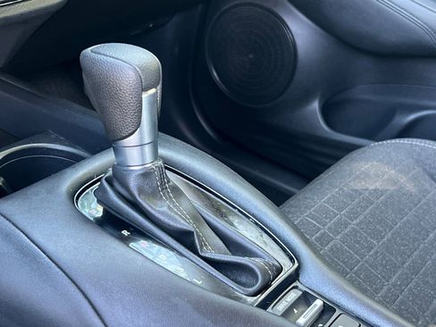 Used 2024 Honda HR-V LX image 24