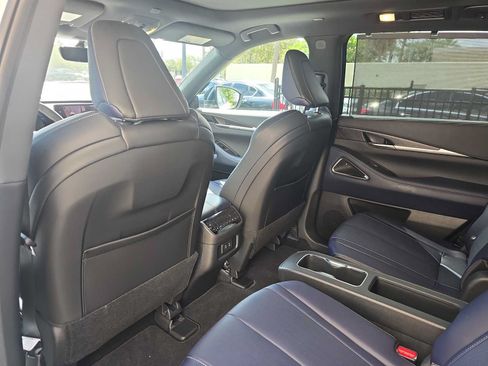 Certified 2026 INFINITI QX60 Sport w/ Dark Cargo Package AWD/4WD image 12
