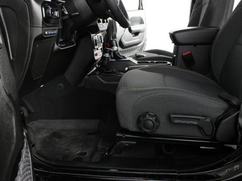 Used 2025 Jeep Wrangler Unlimited Sport S 4xe AWD/4WD image 15