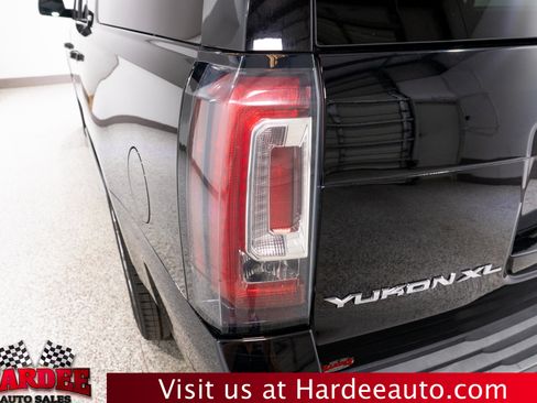 Used 2019 GMC Yukon XL SLT AWD/4WD image 9