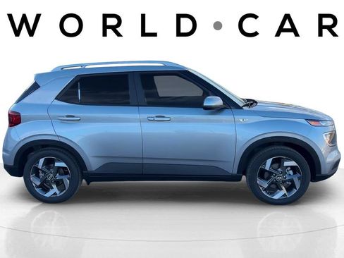 New 2026 Hyundai Venue SEL FWD image 2