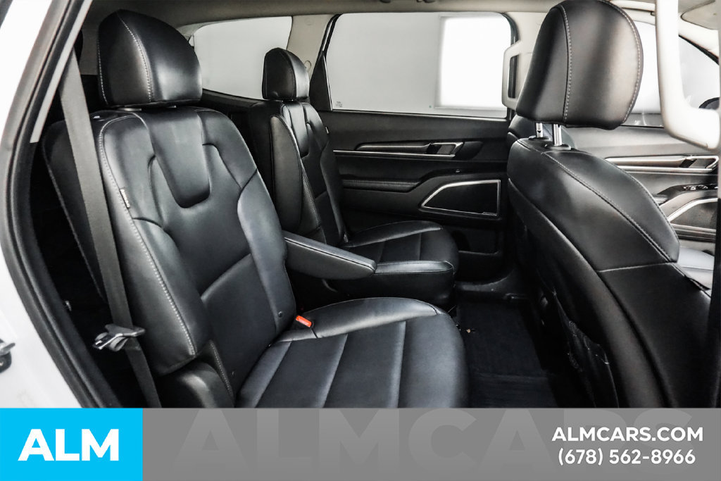 Used 2024 Kia Telluride S w/ S Sunroof Package FWD image 19