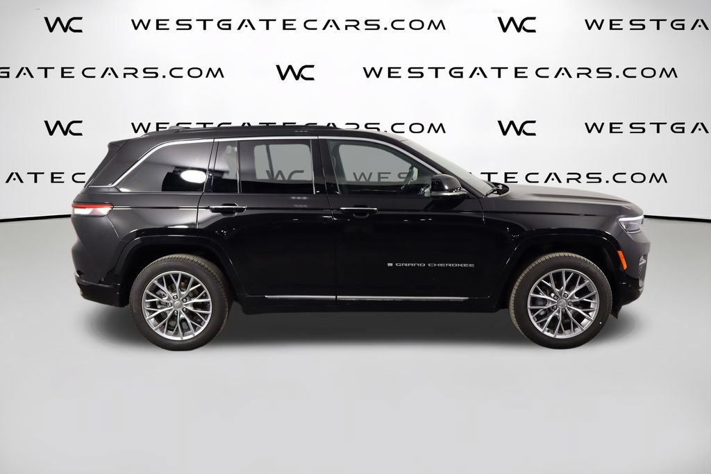 Used 2025 Jeep Grand Cherokee Summit AWD/4WD image 60