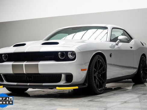 Used 2023 Dodge Challenger SRT Hellcat image 8