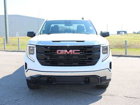 Used 2025 GMC Sierra 1500 Pro w/ Pro Value Package image 4
