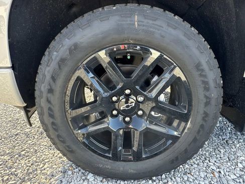 New 2026 Chevrolet Silverado 1500 RST image 4