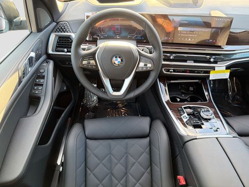 New 2026 BMW X5 xDrive50e w/ Executive Package image 17