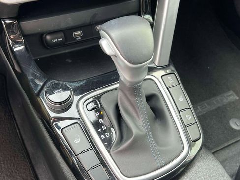 Used 2023 Kia Seltos S image 27
