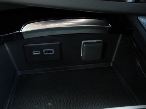 Used 2023 Buick Envision Preferred AWD/4WD image 19