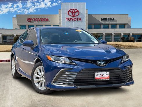 Used 2023 Toyota Camry LE FWD image 1