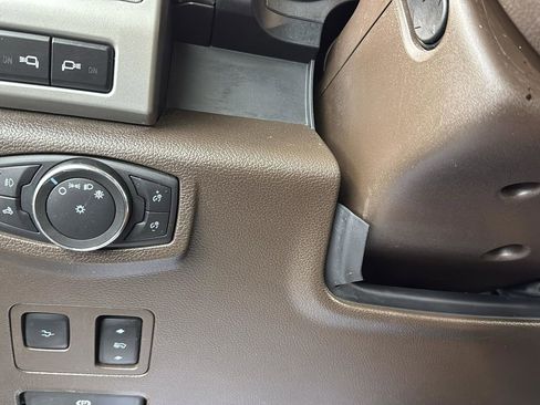 Used 2022 Ford F250 King Ranch w/ King Ranch Ultimate Package image 15