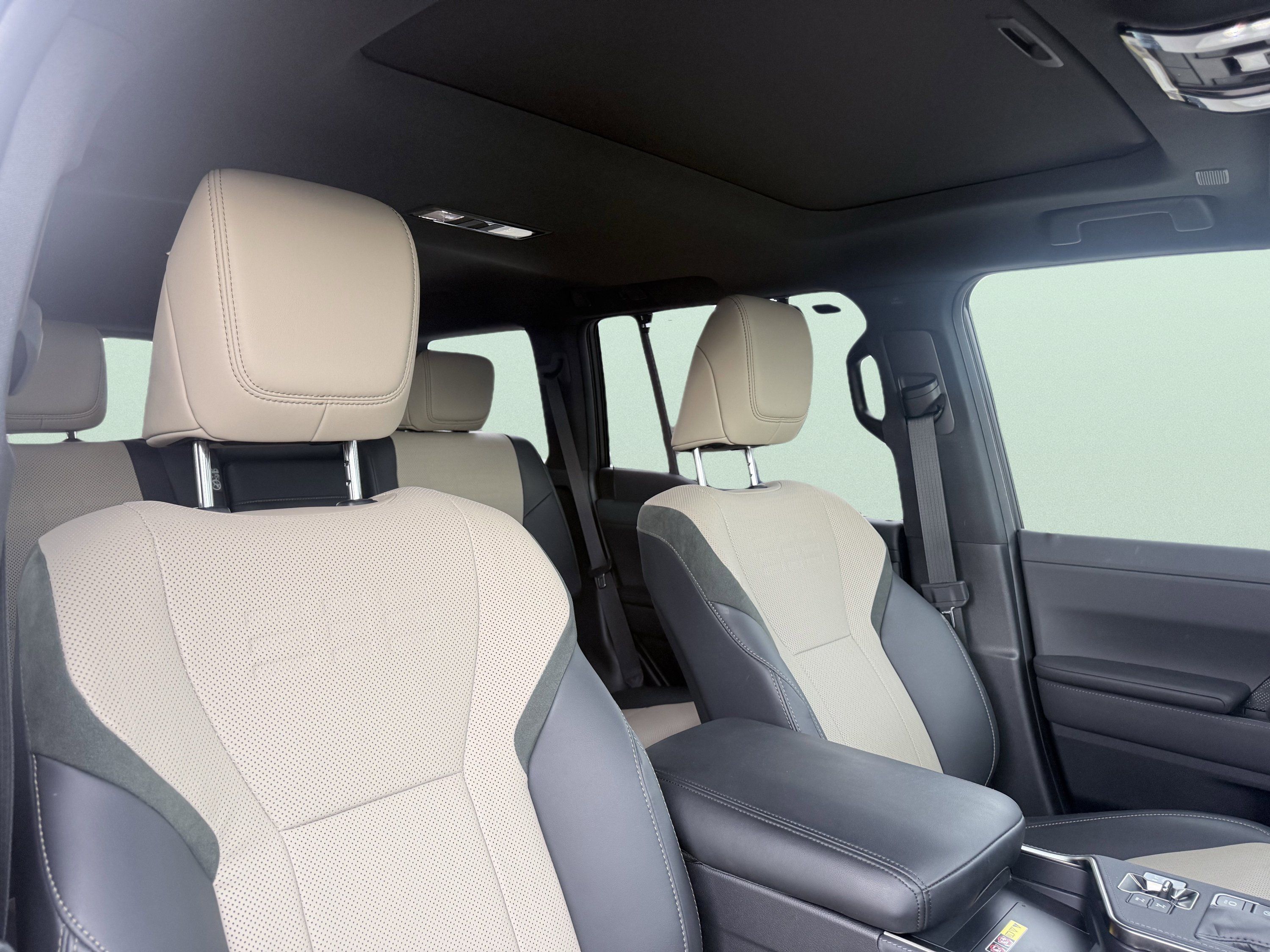 Used 2025 Lexus GX 550 AWD/4WD image 60