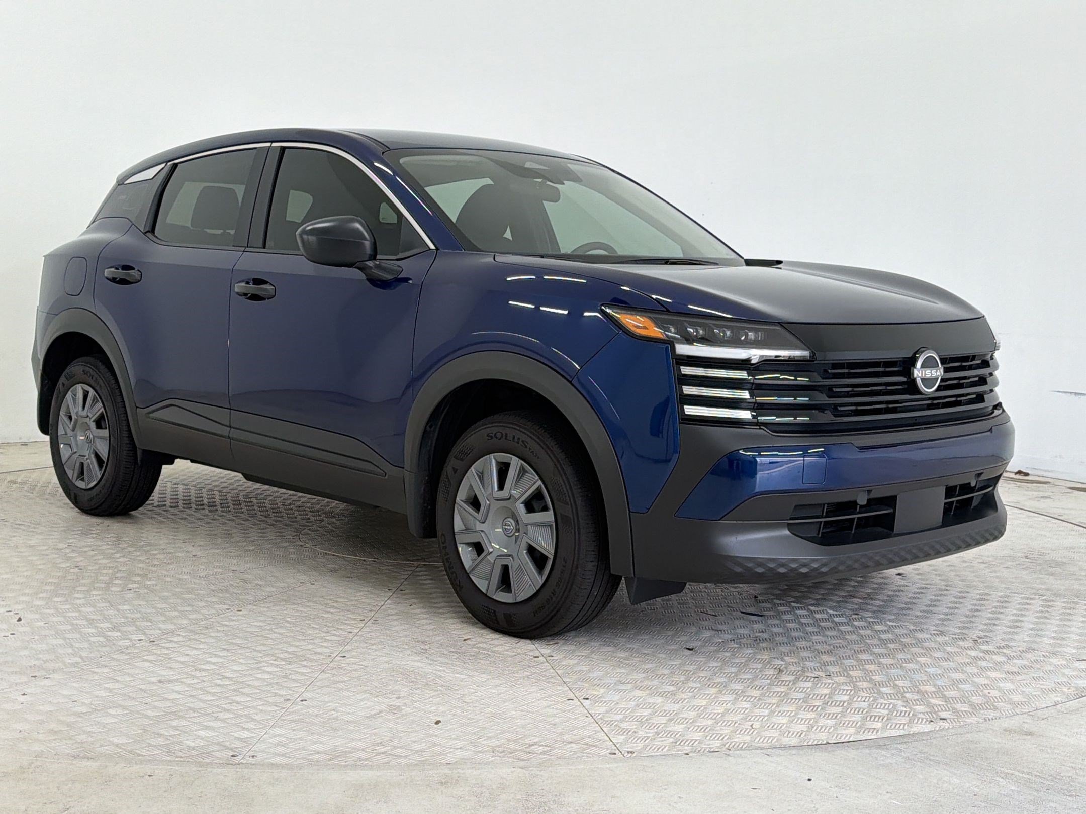 Used 2026 Nissan Kicks S FWD image 7