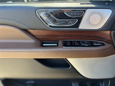 Certified 2024 Lincoln Navigator Reserve image 26