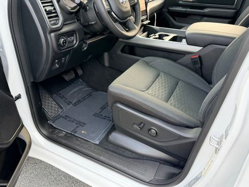 New 2026 RAM 1500 Big Horn AWD/4WD image 17