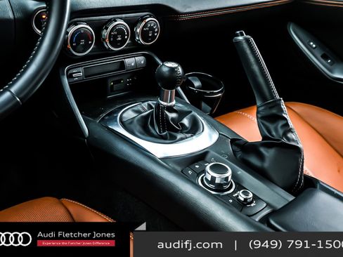 Used 2022 MAZDA MX-5 Miata RF Grand Touring w/ Weather Package image 18