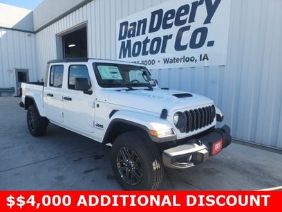 New 2025 Jeep Gladiator Sport
