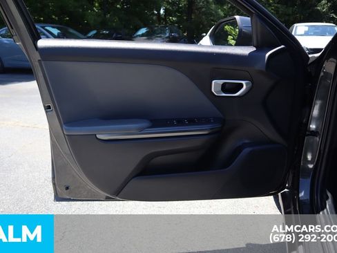 Used 2025 Kia K4 FWD image 11