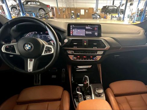 Used 2020 BMW X4 xDrive30i w/ Executive Package AWD/4WD image 14