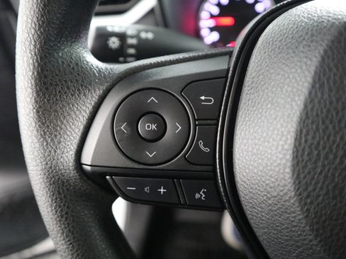 Used 2022 Toyota RAV4 LE image 26