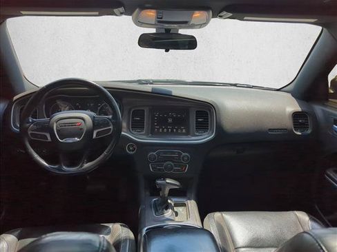 Used 2020 Dodge Charger SXT w/ Leather Interior Group RWD image 19
