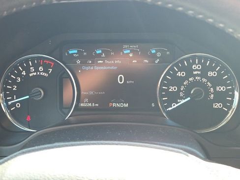 Used 2020 Ford F150 Lariat w/ Equipment Group 502A Luxury AWD/4WD image 47