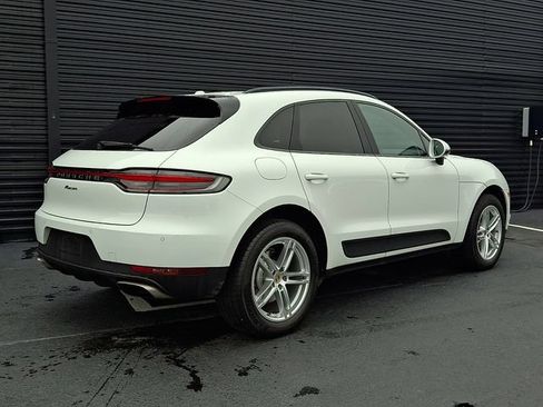 Certified 2021 Porsche Macan AWD/4WD image 7