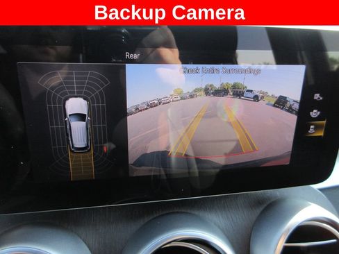 Used 2021 Mercedes-Benz GLC 300 4MATIC image 16
