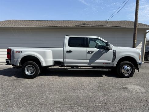 Used 2025 Ford F350 XLT w/ 360-Degree Camera Package image 5