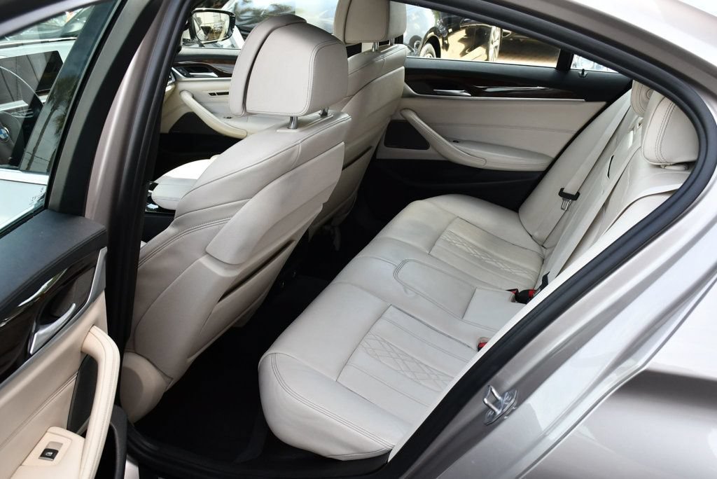 Used 2017 BMW 530i RWD image 14