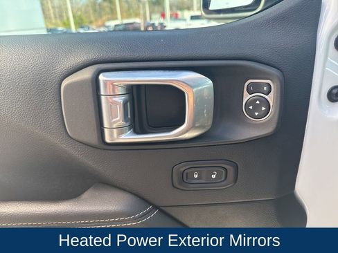 Used 2021 Jeep Wrangler Unlimited Sahara image 13