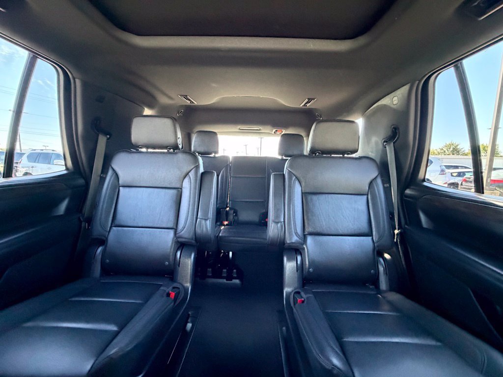 Used 2022 Chevrolet Tahoe Z71 w/ Luxury Package AWD/4WD image 24