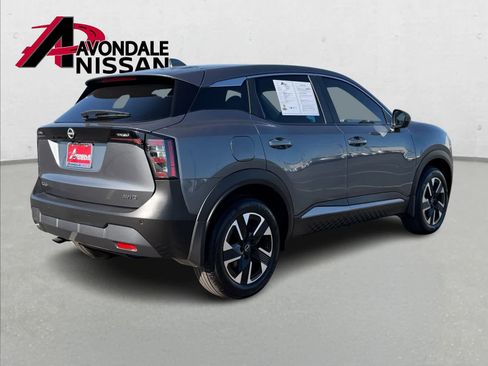 Certified 2025 Nissan Kicks SV image 7
