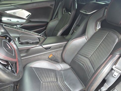 Used 2020 Chevrolet Corvette Stingray w/ 3LT Preferred Equipment Group image 5