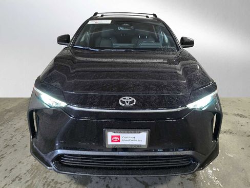 Used 2024 Toyota bZ4X XLE w/ Weather Package image 8