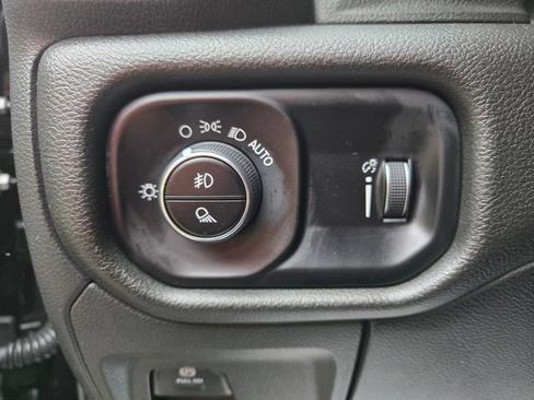 Used 2025 RAM 1500 Tradesman w/ Night Edition AWD/4WD image 17