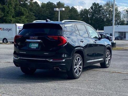 Used 2020 GMC Terrain Denali w/ Denali Premium Package image 3