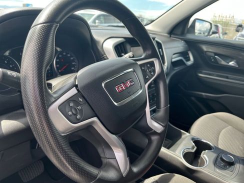 Used 2024 GMC Terrain SLE FWD image 34